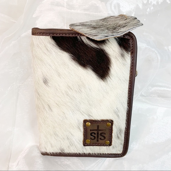 STS Ranchwear Handbags - On reserve for Mdwagner !STS Ranchwear COWHIDE MAGNETIC WALLET!